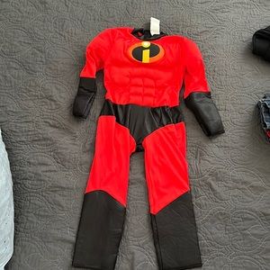 Incredibles size 3-4